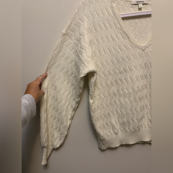 GARCIA Oversized Cream Knit Sweater - Picture 3 of 7